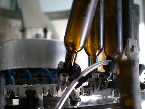 進(jìn)口干紅葡萄酒